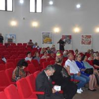 casa de cultură, primăria orașului vadul lui vodă