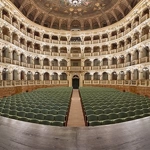 Teatro Comunale (Bologna)