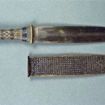 pumnalul lui tutankhamon