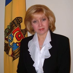 Larisa Miculeț